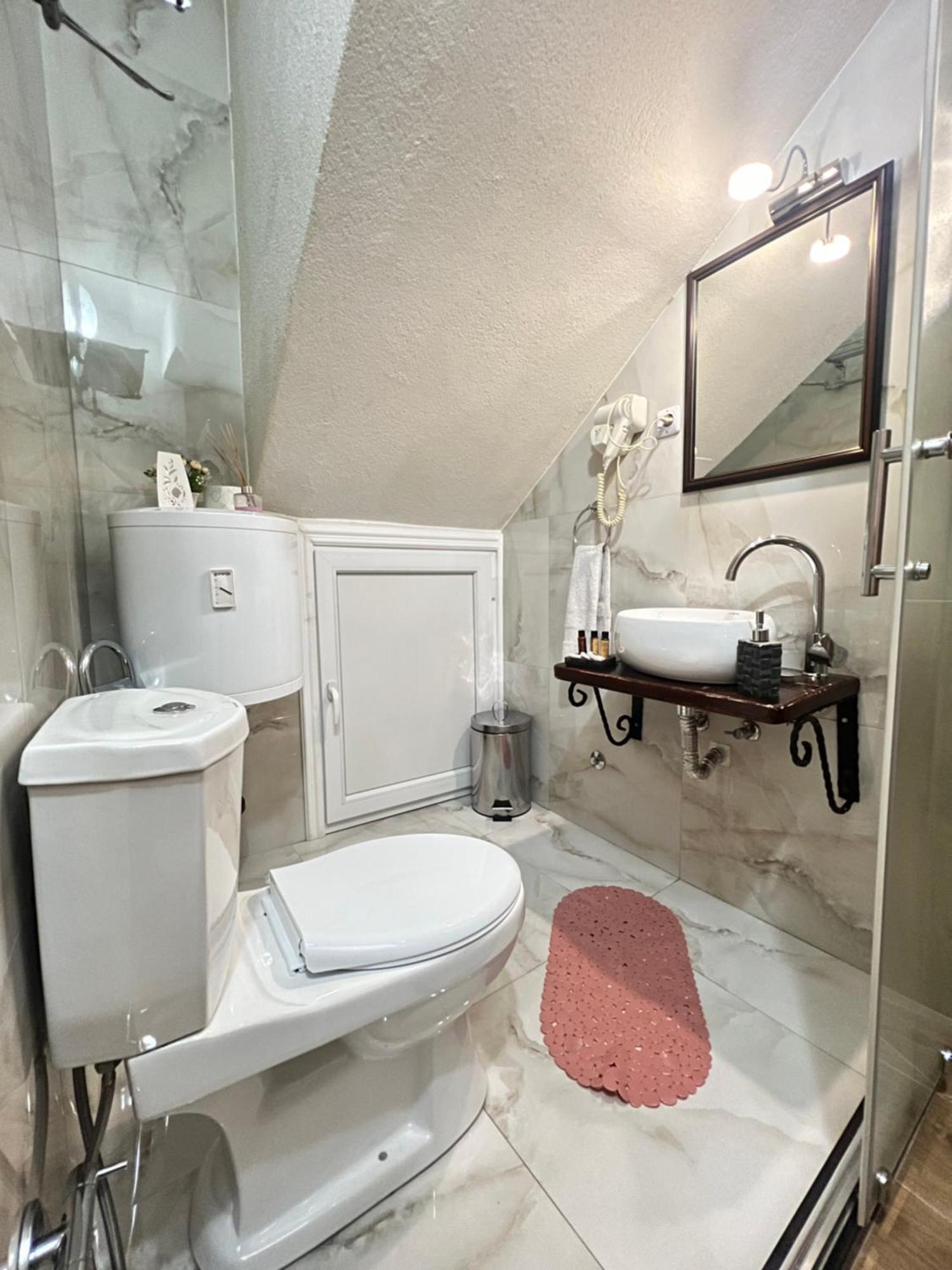Hotel Fjorr Prizren Extérieur photo