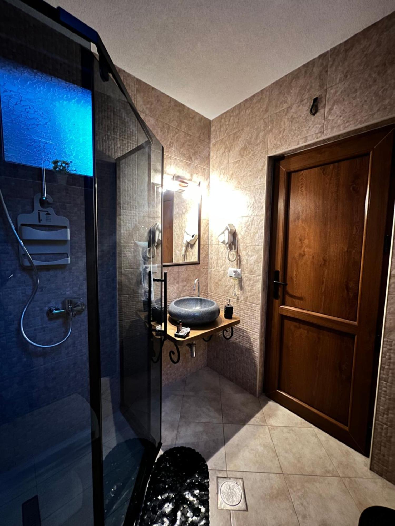 Hotel Fjorr Prizren Extérieur photo